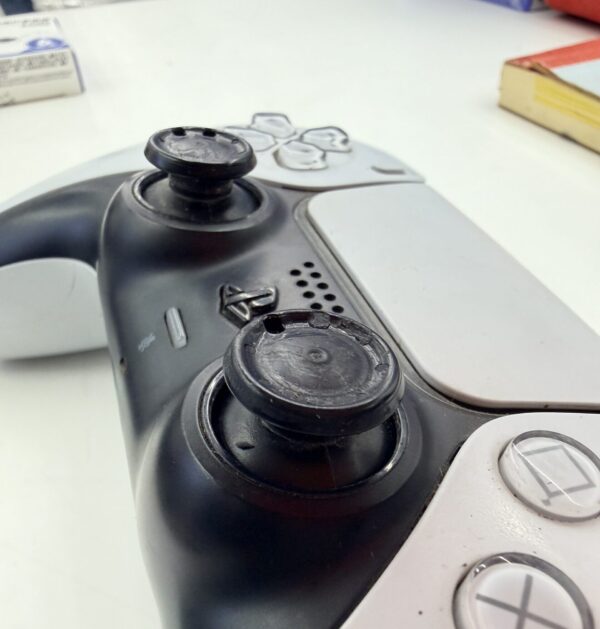 PS4 & PS5 Analog Stick Replacement Caps (6 Pieces) | Anti-Slip Joystick Caps